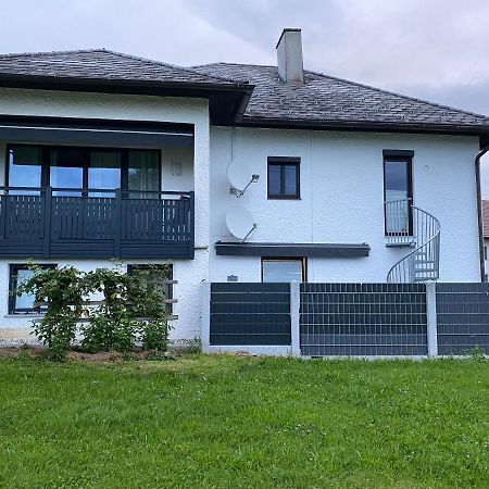 Wohnhaus City Sued Herzogsdorf Dış mekan fotoğraf